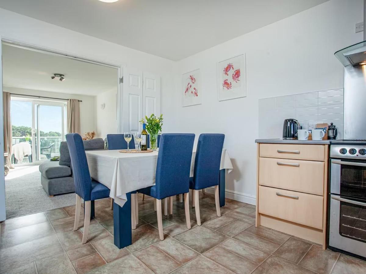 Three Bedroom House In Porth New Quay Exterior foto